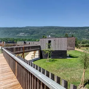 Vakantiepark Vacanceole - Le Village Des Oiseaux Motz