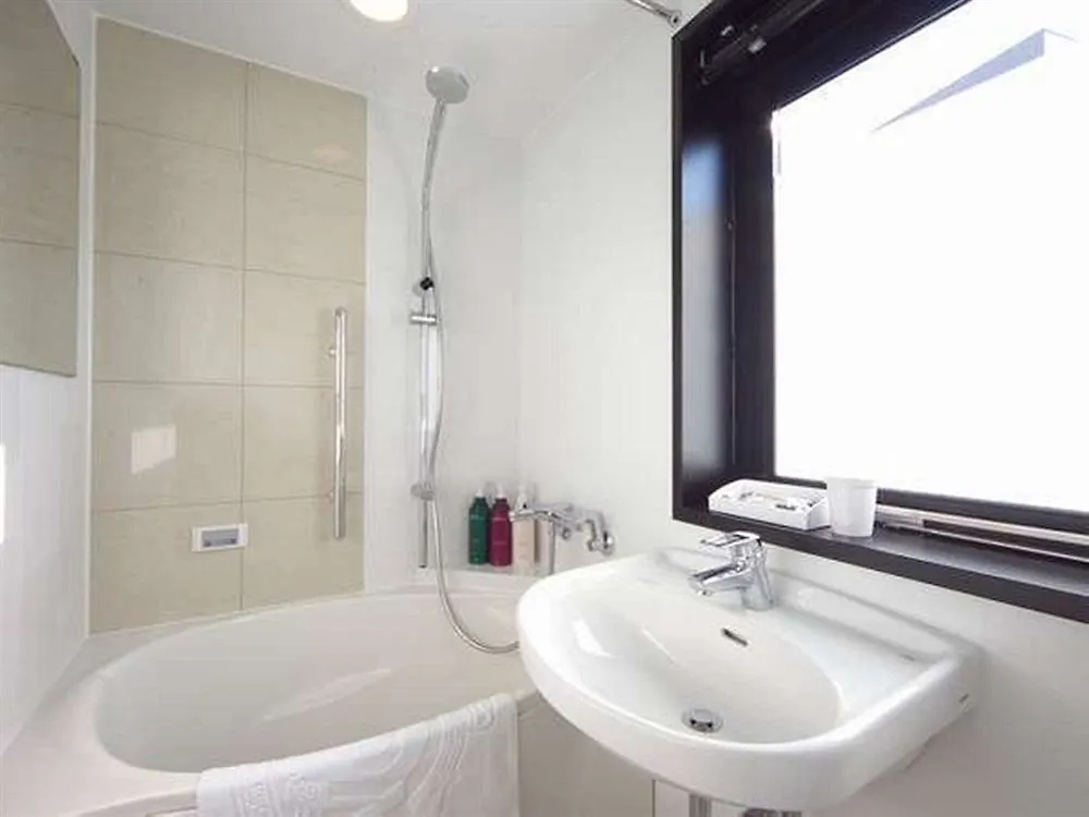 ***  APA Hotel Kodemmacho-ekimae Tokio Japan